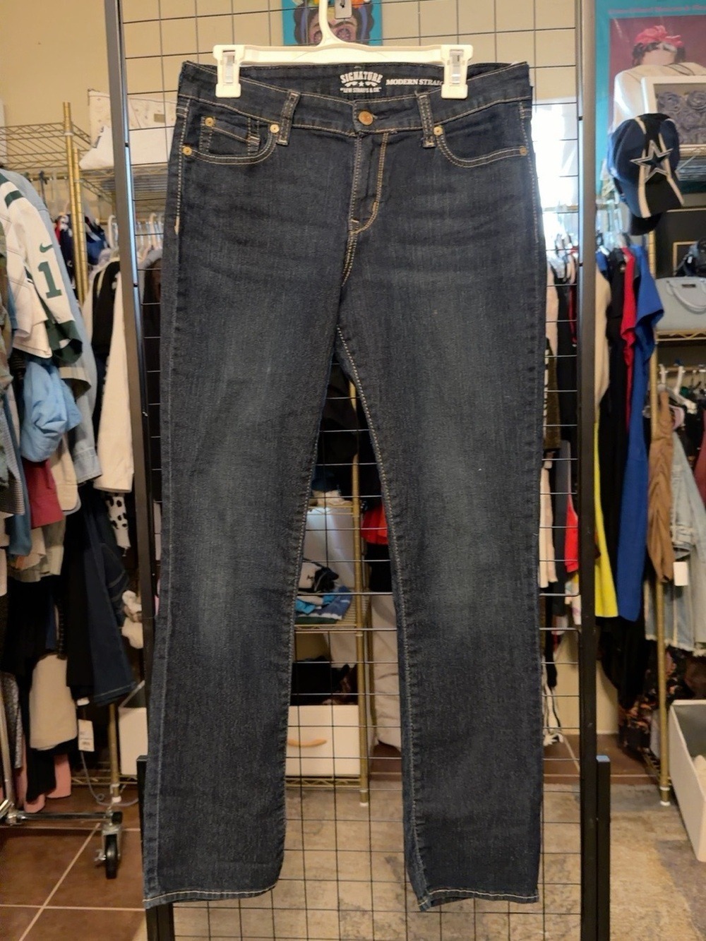 Signature by Levi Strauss & Co Women’s 12M W31 L32 Modern Stretch Straight Leg